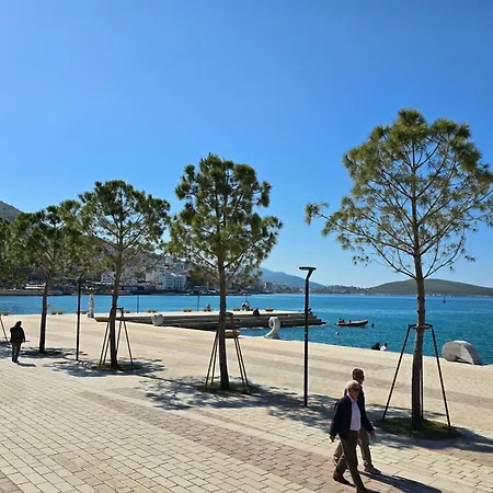 Relax For アパート Sarandë